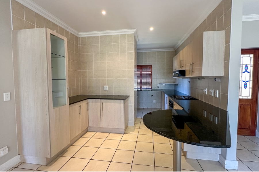 3 Bedroom Property for Sale in Blue Mountain Village Western Cape
